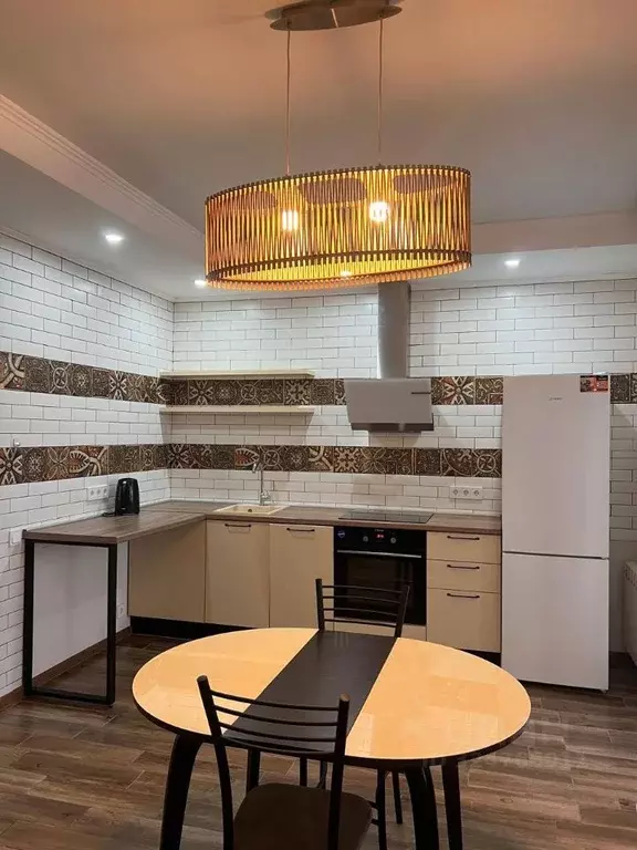 1-к кв. Омская область, Омск ул. Красный Путь, 101к1 (40.0 м) - Фото 1