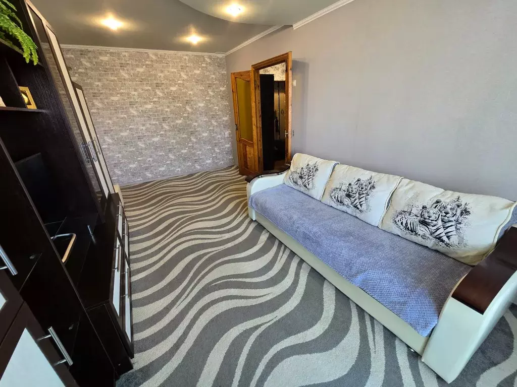 Продаётся 3-к квартира, 55.3 м - Фото 1