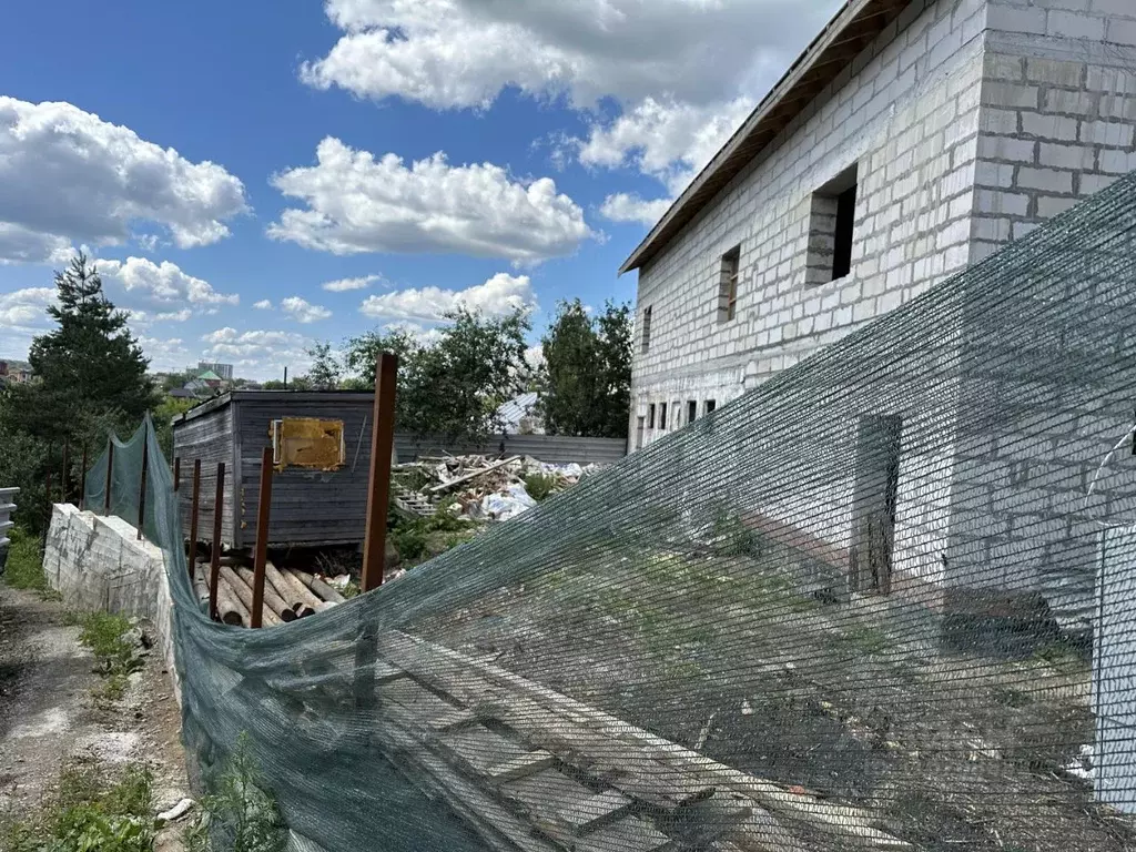 Дом в Тульская область, Тула пос. Горелки, Низинная ул., 8 (375 м) - Фото 0