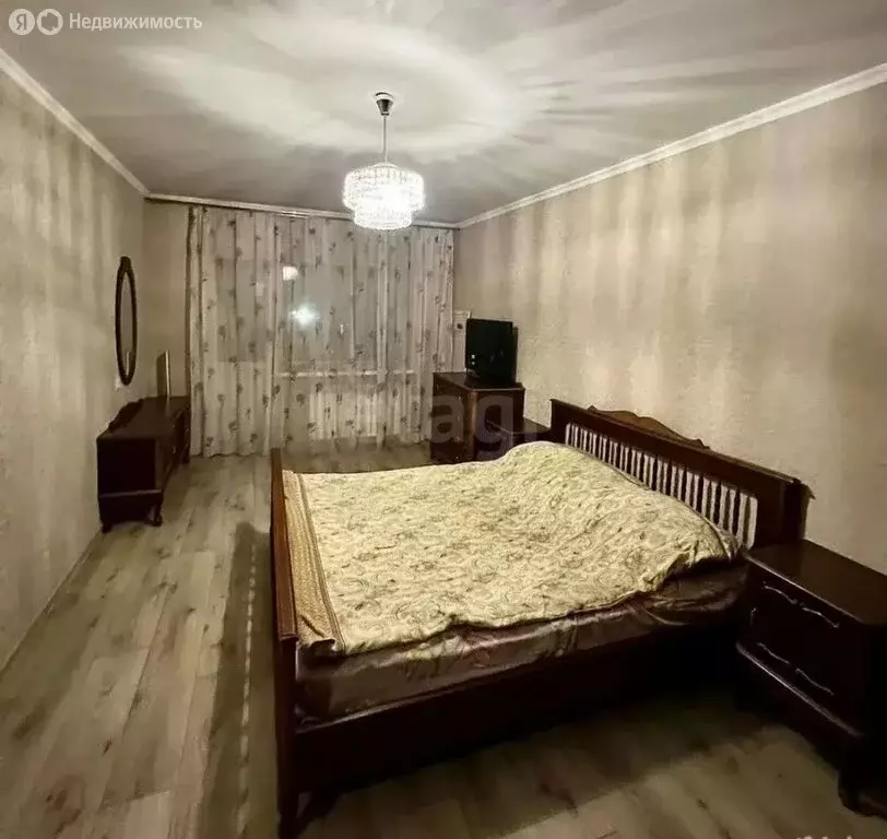 3-комнатная квартира: Брянск, Московский проспект, 10/2 (62 м) - Фото 1