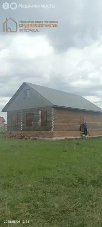 Дом в село Старосултанбеково, улица Матросова, 63 (100 м) - Фото 0