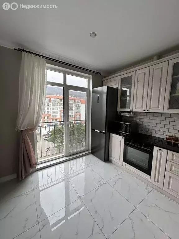 3-комнатная квартира: Геленджик, Витебская улица, 12к8 (70 м) - Фото 2