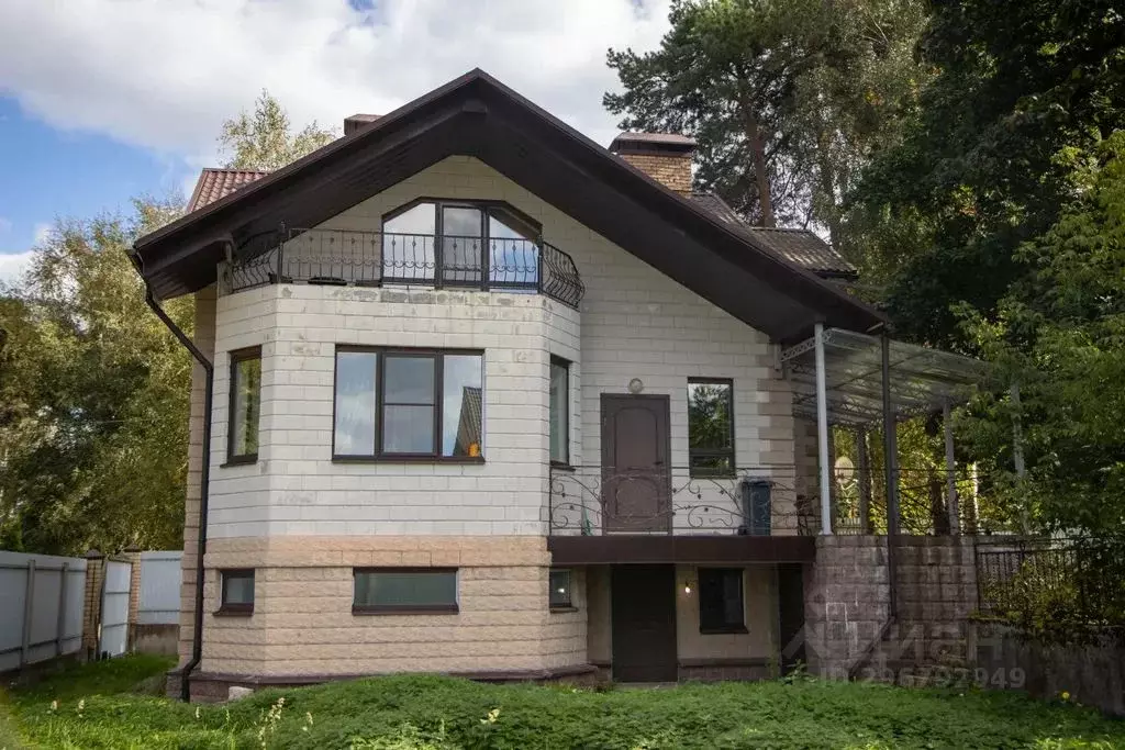 Дом в Ярославская область, Рыбинск Березовая аллея, 15 (300 м) - Фото 0