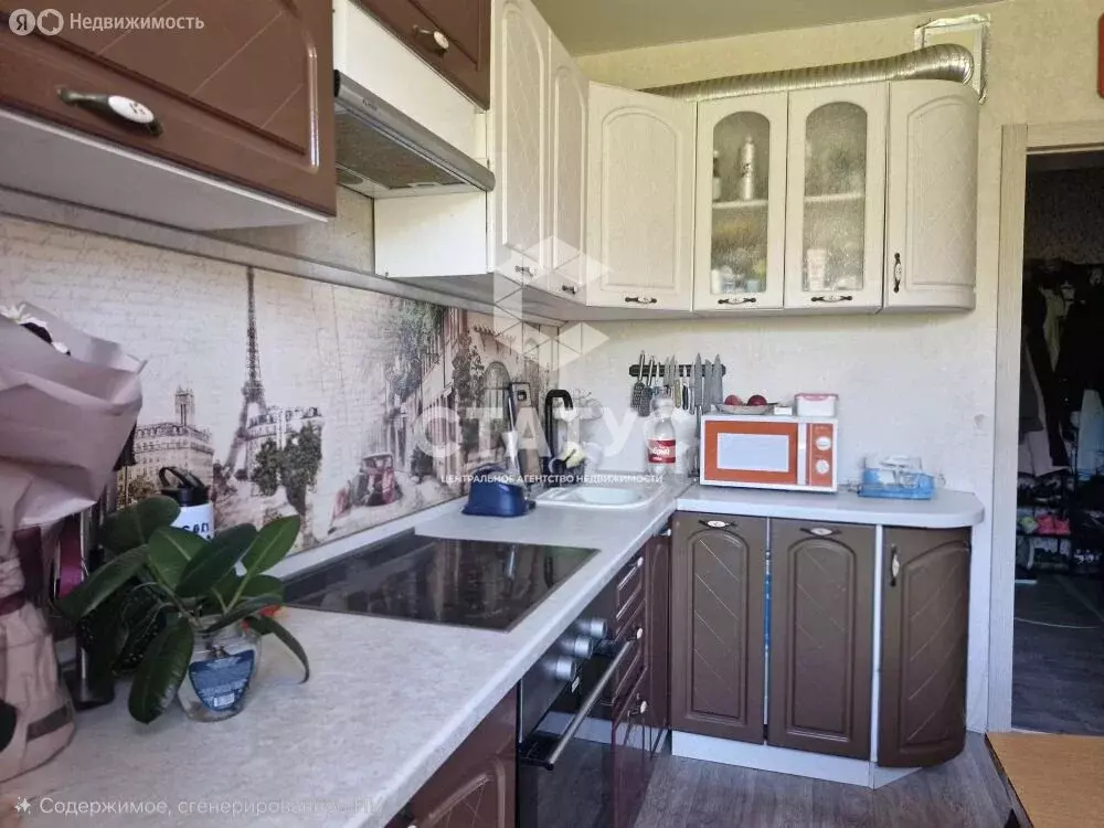3-комнатная квартира: Добрянка, улица Энергетиков, 31 (63.8 м) - Фото 1