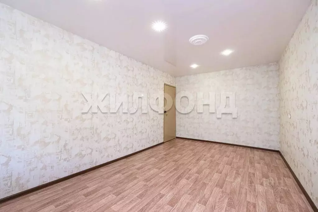 Комната Новосибирская область, Новосибирск Барьерная ул., 17 (17.0 м) - Фото 1