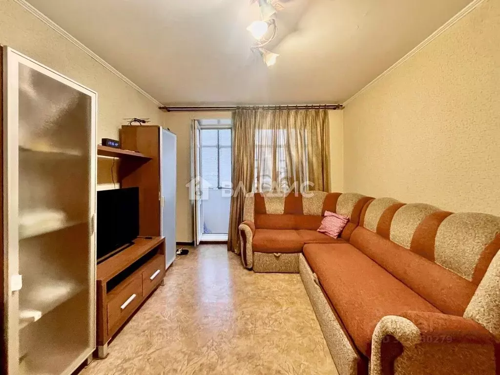 3-к кв. Белгородская область, Белгород пер. Макаренко, 1 (51.0 м) - Фото 1