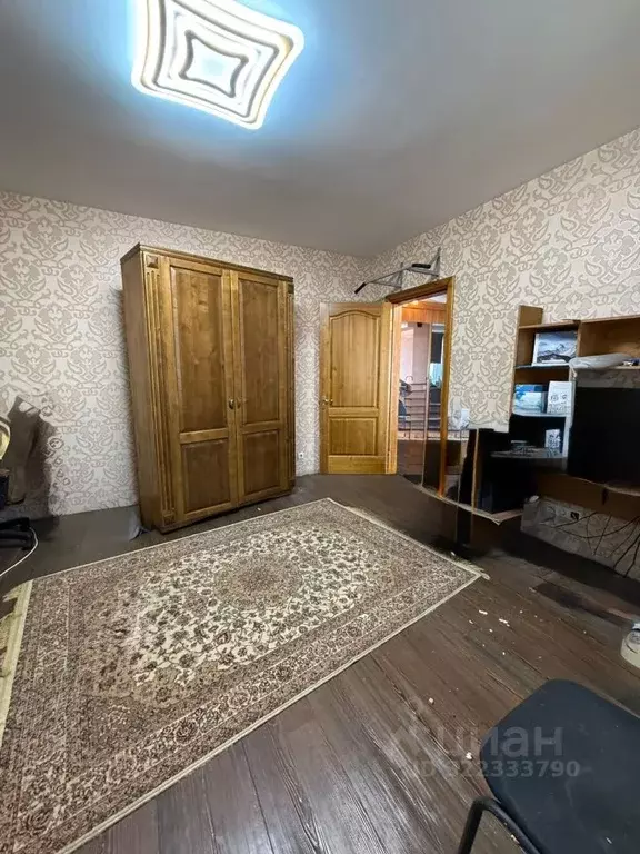 3-к кв. Красноярский край, Красноярск ул. Петрушина, 1 (91.0 м) - Фото 2