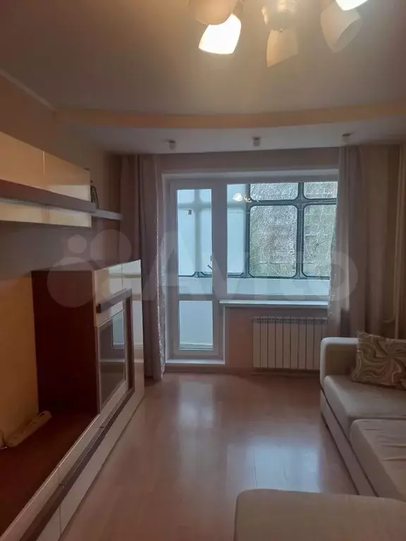 2-к. квартира, 50 м, 4/9 эт. - Фото 0