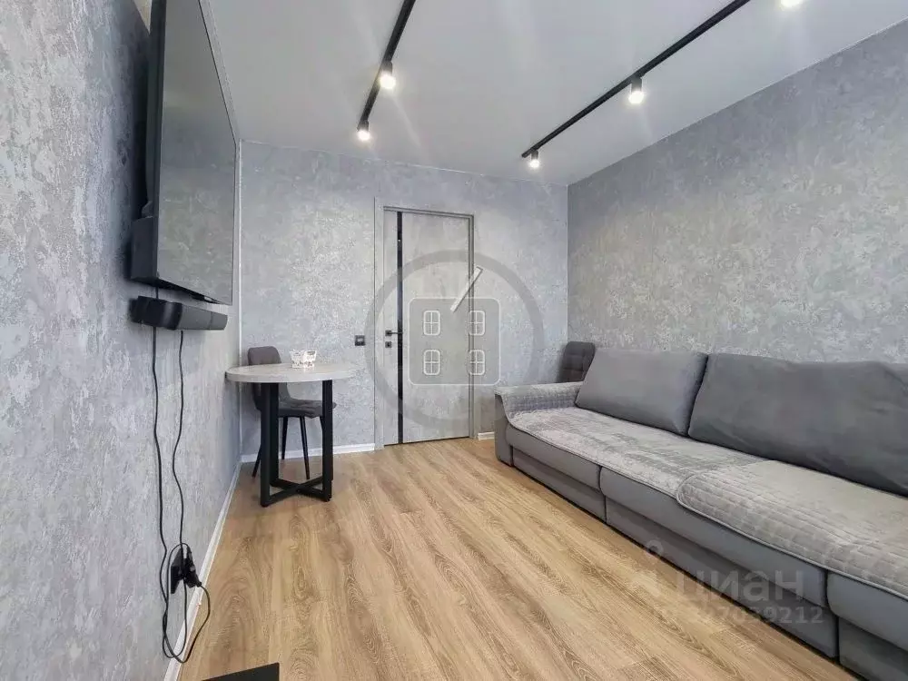 3-к кв. Калужская область, Калуга ул. Кирова, 98 (58.9 м) - Фото 2