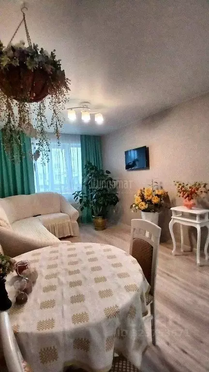 1-к кв. Курганская область, Курган Заозерный жилрайон, 6А мкр, 15к4 ... - Фото 1