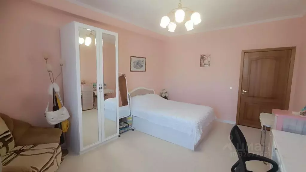 3-к кв. Санкт-Петербург Нарвский просп., 8 (90.7 м) - Фото 1