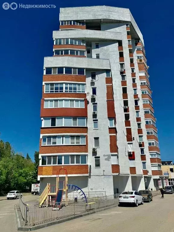1-комнатная квартира: Саратов, улица имени В.И. Лебедева-Кумача, 81 ... - Фото 2