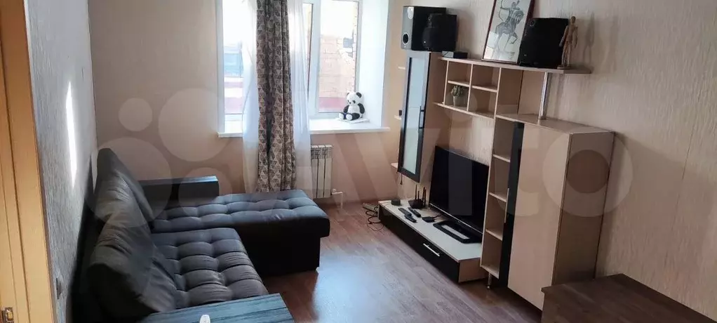 1-к. квартира, 40 м, 3/9 эт. - Фото 0