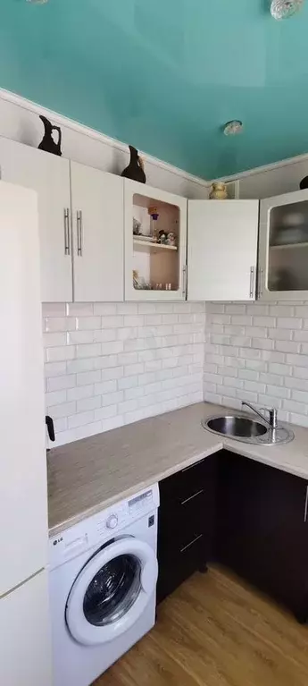 3-к. квартира, 55 м, 4/4 эт. - Фото 0