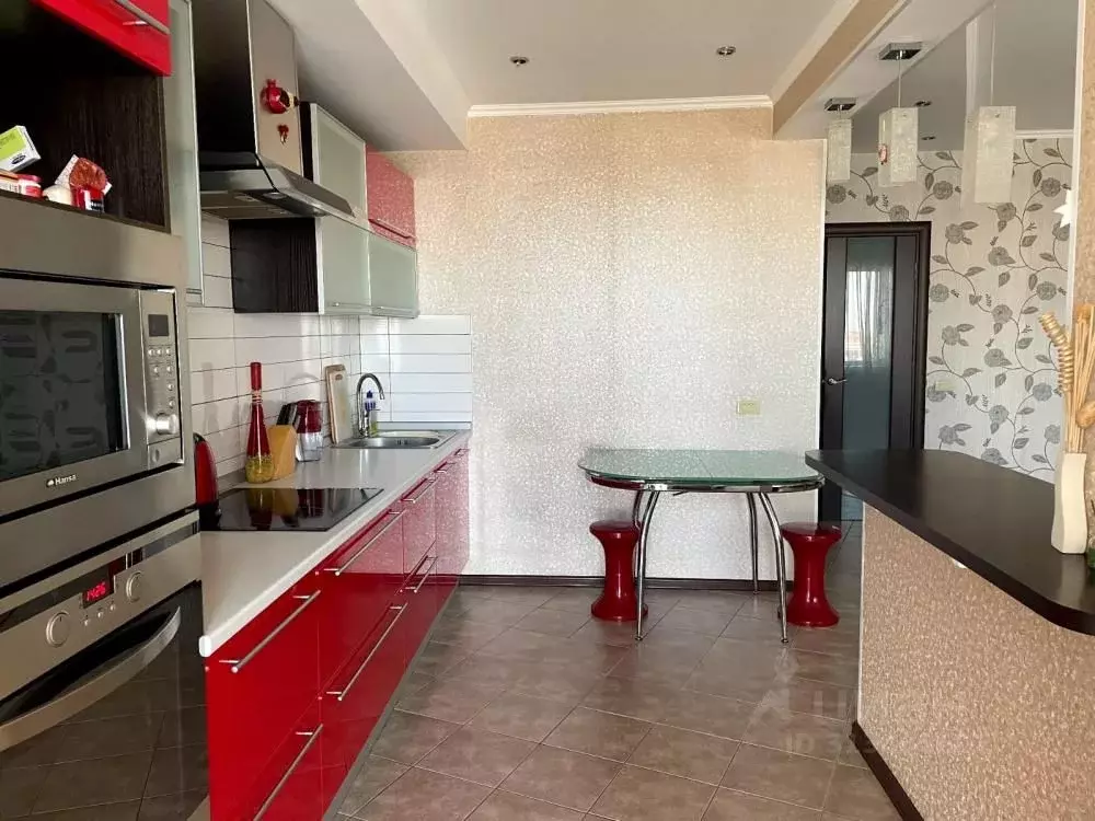 3-к кв. Кемеровская область, Кемерово просп. Шахтеров, 72 (85.1 м) - Фото 2