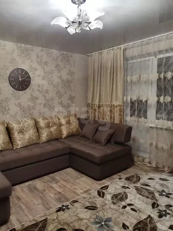 3-к кв. Курганская область, Курган Заозерный жилрайон, 1-й мкр, ул. ... - Фото 1