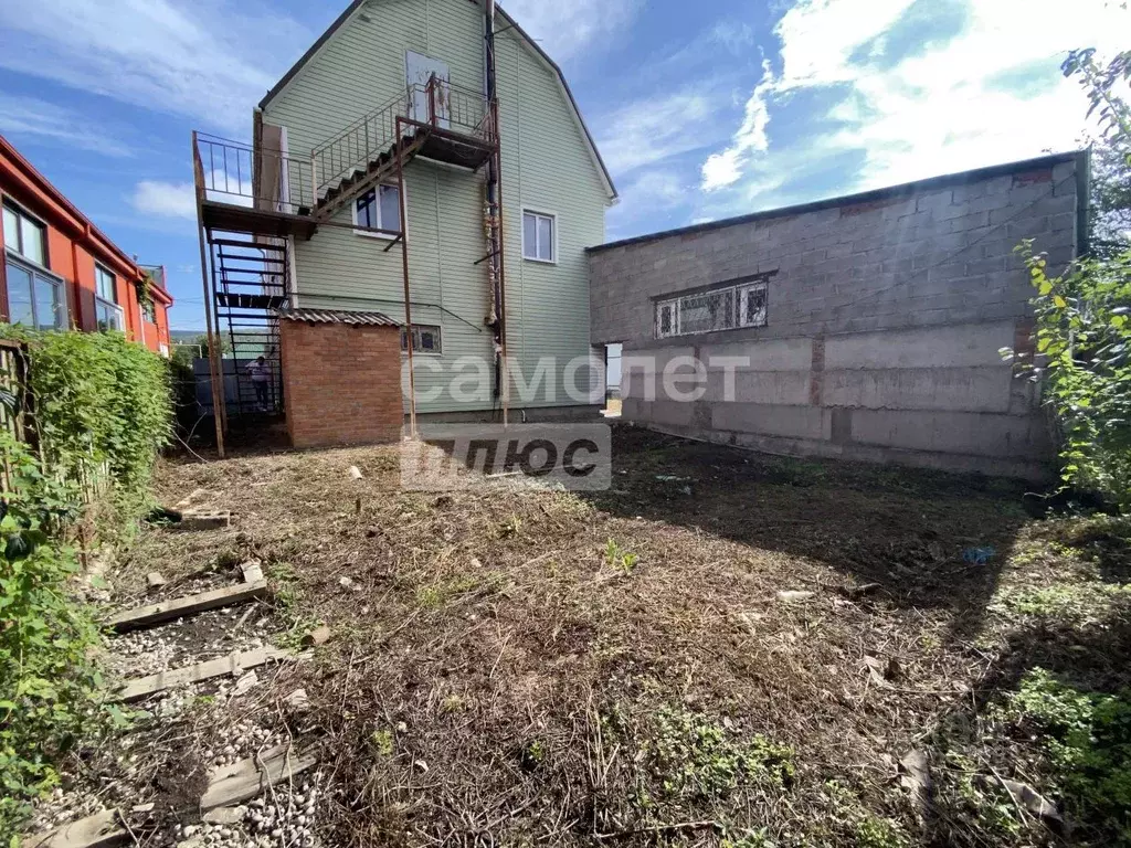 Помещение свободного назначения в Краснодарский край, Апшеронск ул. ... - Фото 1