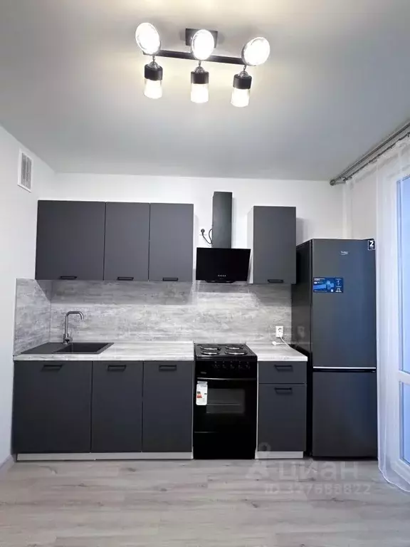 3-к кв. Воронежская область, Воронеж ул. Шидловского, 15 (76.0 м) - Фото 1