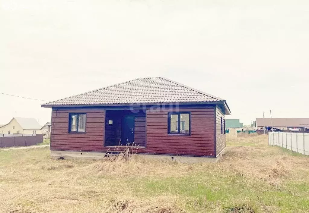 Дом в село Бессоновка, улица Кудряшова (100 м) - Фото 0