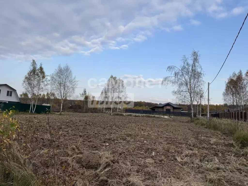 Участок в Московская область, Серпухов городской округ, д. Акулово  ... - Фото 1