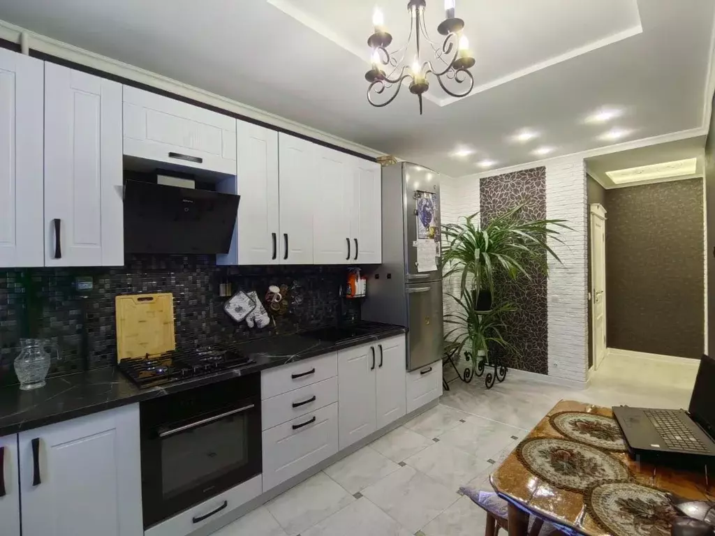 2-к кв. Омская область, Омск бул. Архитекторов, 12 (69.0 м) - Фото 2