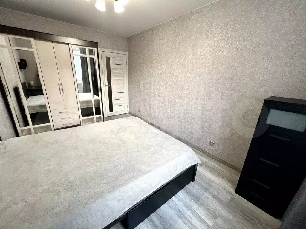 2-к. квартира, 50 м, 4/18 эт. - Фото 1