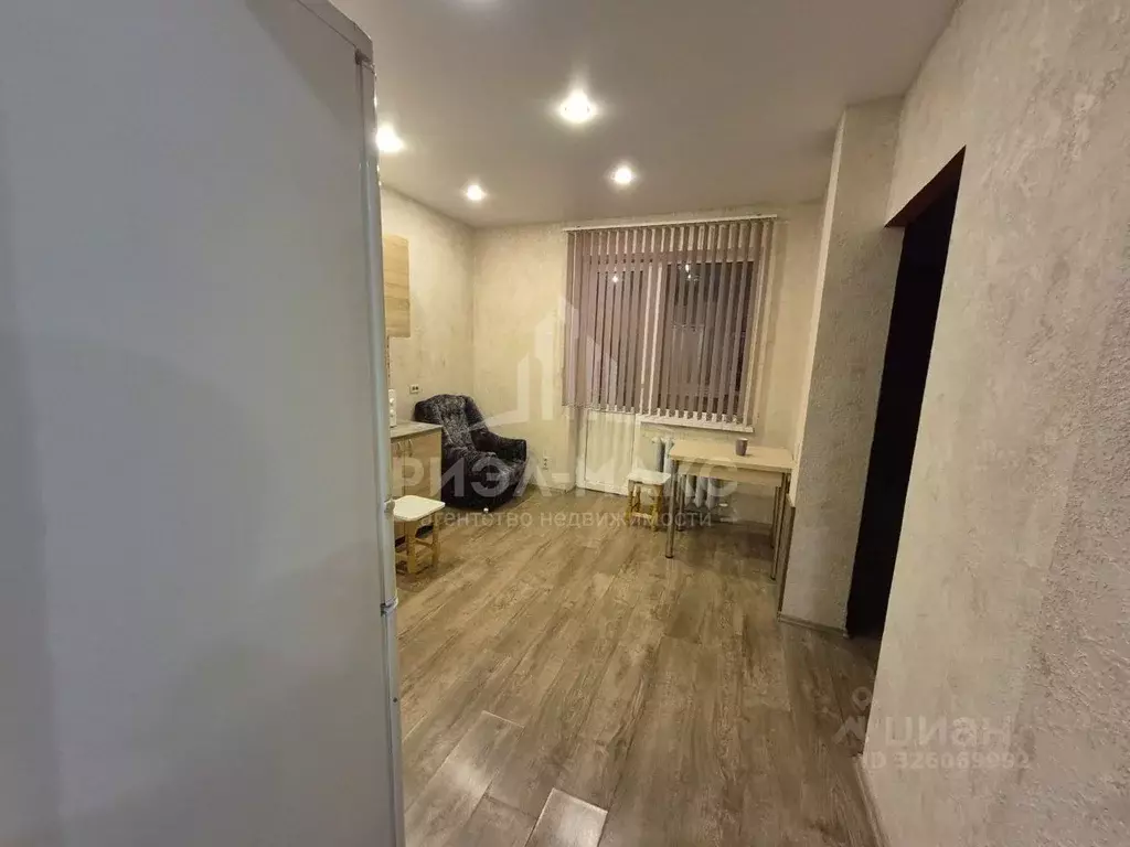 1-к кв. Брянская область, Брянск Советская ул., 95к1 (45.0 м) - Фото 2