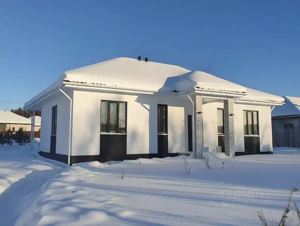 Дом в Свердловская область, Сысертский муниципальный округ, д. ... - Фото 1