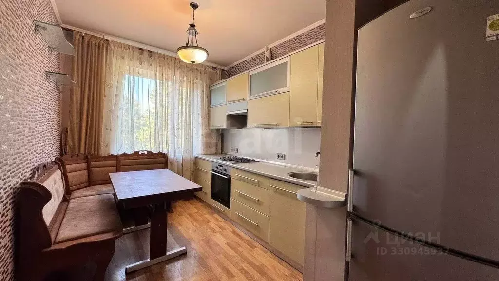 3-к кв. Крым, Симферополь ул. Бела Куна (60.0 м) - Фото 1