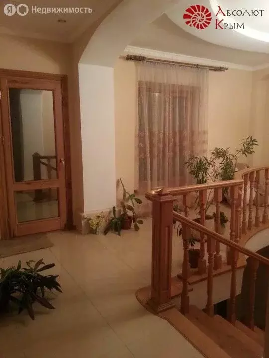 Дом в Феодосия, улица Чкалова, 87 (200 м) - Фото 1