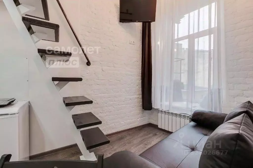 Комната Санкт-Петербург Московский просп., 1/2 (22.2 м) - Фото 1