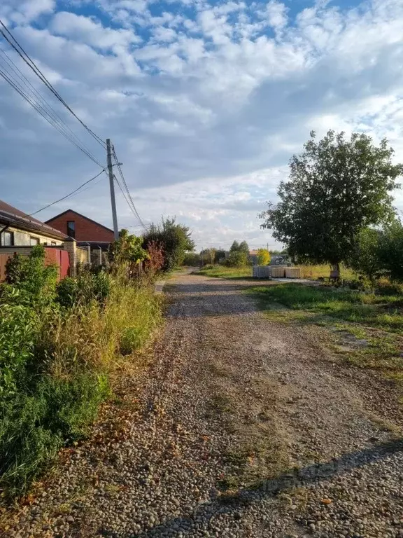 Участок в Краснодарский край, Армавир городской округ, пос. Заветный ... - Фото 1