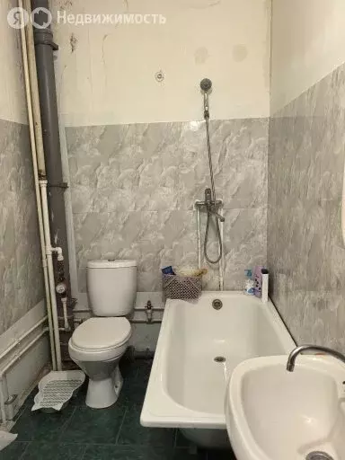 Квартира-студия: Каменск-Уральский, улица Кутузова, 27 (24.6 м) - Фото 1