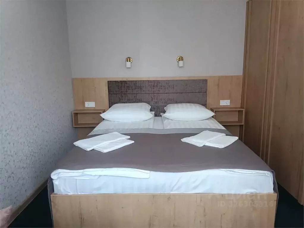 Комната Псковская область, Псков Пароменская ул., 4 - Фото 2