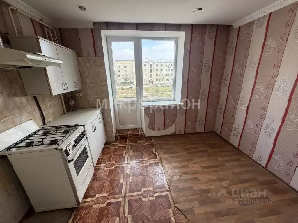 3-к кв. Крым, Джанкойский район, Изумрудновское с/пос, с. Калиновка ... - Фото 1