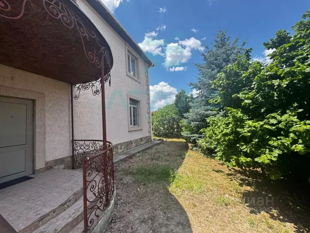 Дом в Крым, Симферополь ул. Оранжерейная, 10 (315 м) - Фото 1