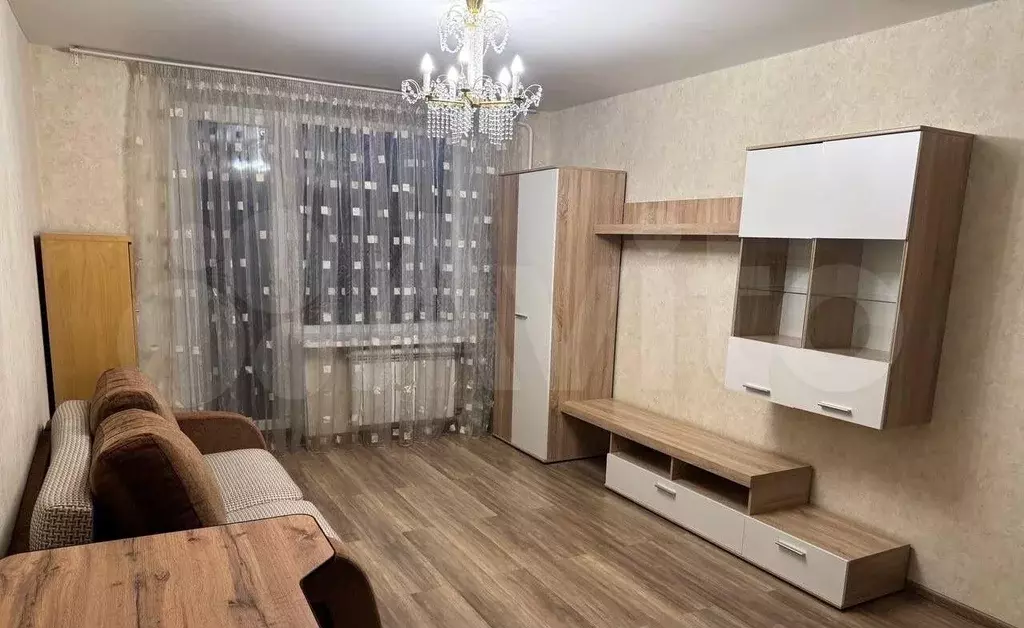 1-к. квартира, 40 м, 5/9 эт. - Фото 1