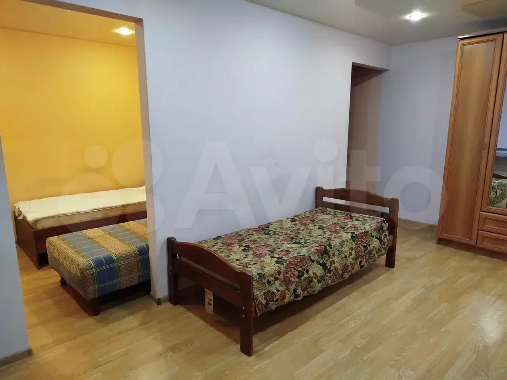 3-к. квартира, 42 м, 1/5 эт. - Фото 0