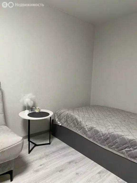 1-комнатная квартира: Нижний Тагил, улица Черных, 9 (28.6 м) - Фото 2