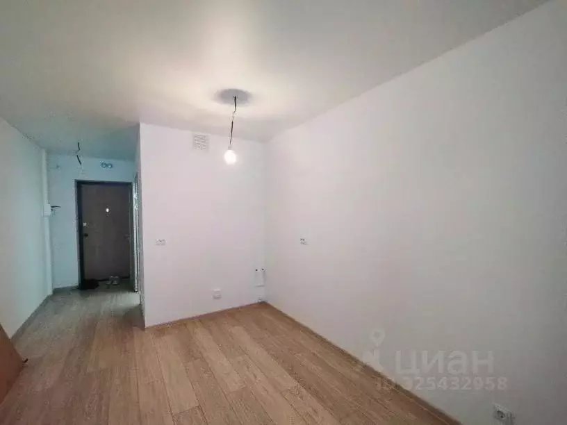 Студия Свердловская область, Екатеринбург ул. Новостроя, 5 (23.0 м) - Фото 1