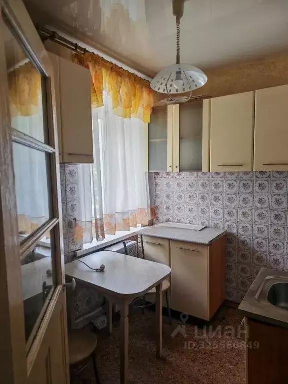 2-к кв. Свердловская область, Екатеринбург ул. Кировградская, 79 (43.0 ... - Фото 1