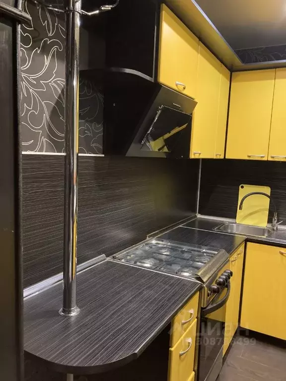 3-к кв. Мурманская область, Мурманск ул. Свердлова, 2к1 (57.0 м) - Фото 2