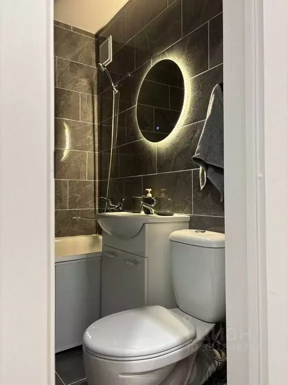 2-к кв. Кировская область, Киров ул. Горького, 45 (43.0 м) - Фото 1