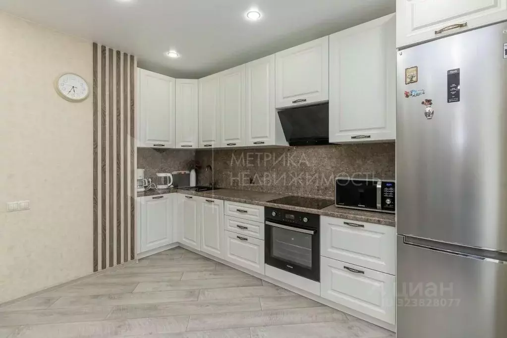 2-к кв. Тюменская область, Тюмень ул. Константина Посьета, 12 (58.4 м) - Фото 1