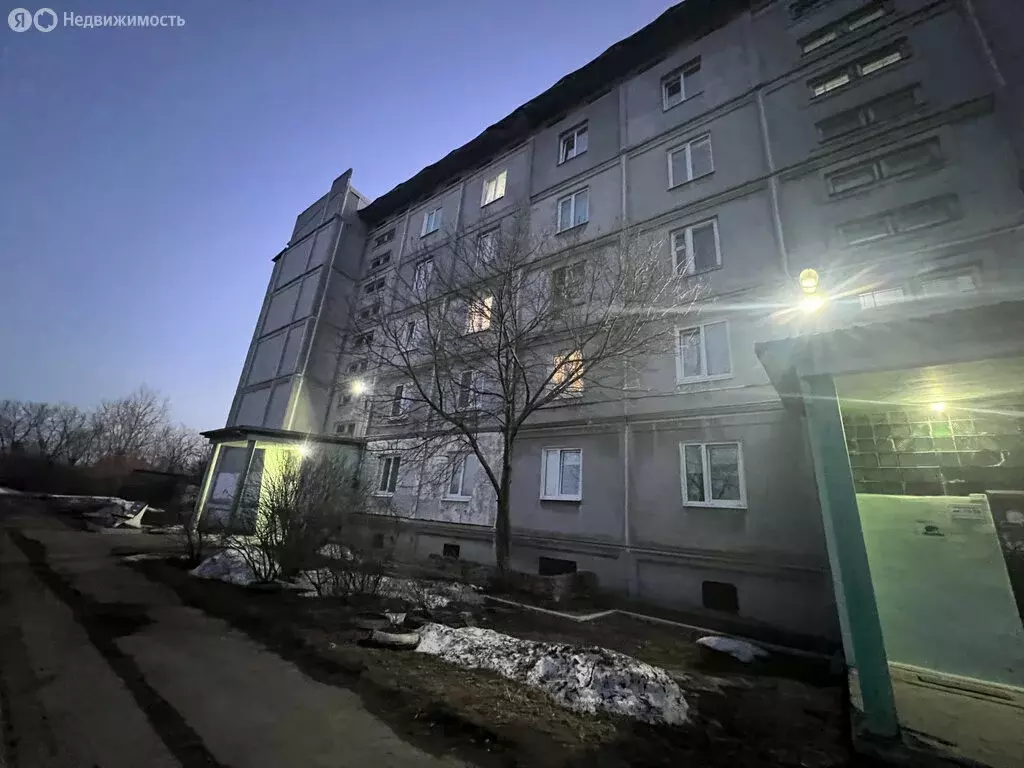 2-комнатная квартира: Алапаевск, улица Калинина, 5К2 (52.6 м) - Фото 2