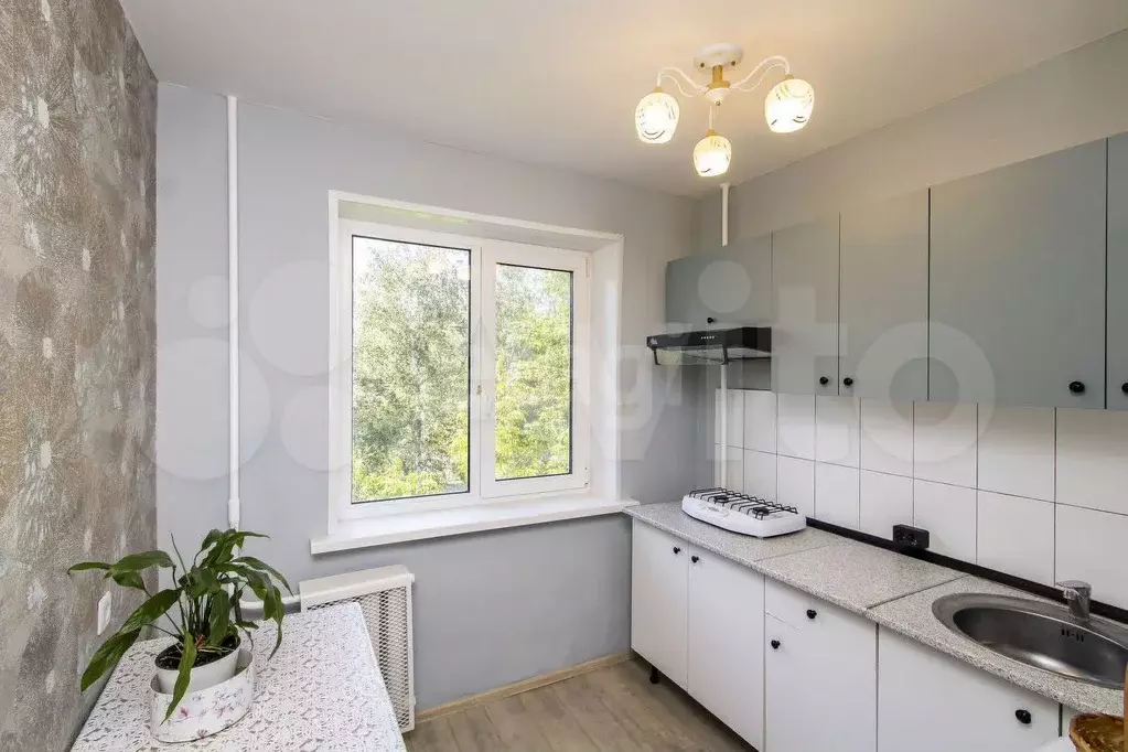1-к. квартира, 30 м, 4/5 эт. - Фото 0