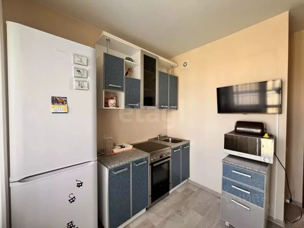 3-к кв. Кемеровская область, Юрга ул. Имени Александра Веденина, 1Ак1 ... - Фото 1