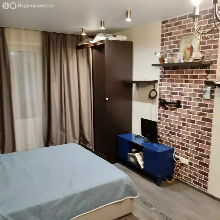 2-комнатная квартира: посёлок городского типа Правдинский, улица ... - Фото 1