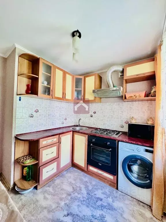 2-к кв. Саратовская область, Саратов ул. Имени М.Ю. Лермонтова, 77А ... - Фото 0
