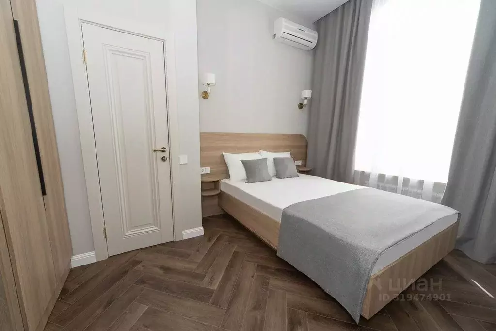 Комната Астраханская область, Астрахань Адмиралтейская ул., 5 (11.0 м) - Фото 0